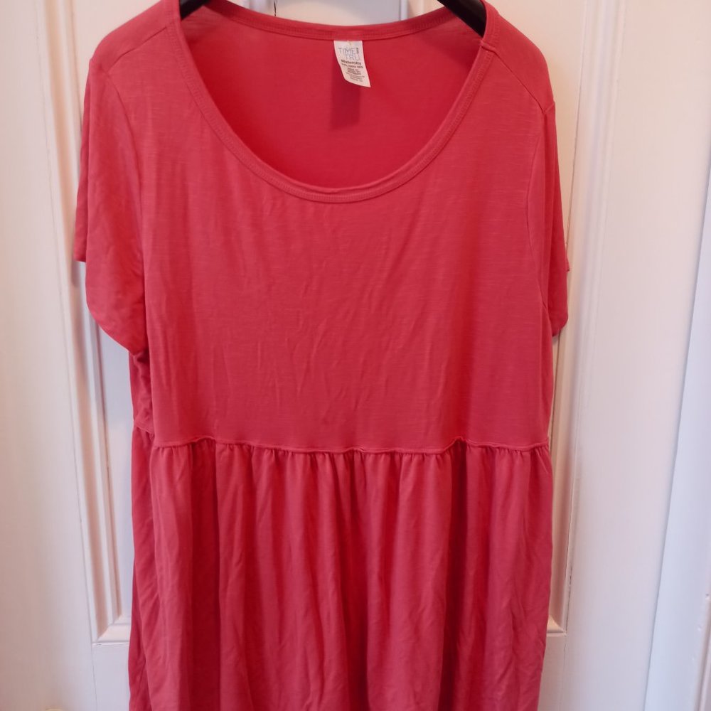 Time & Tru maternity top
